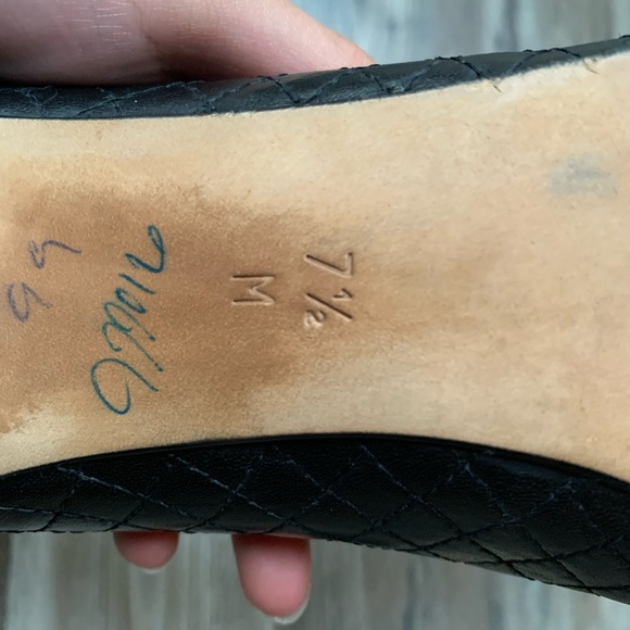 BALLY Vintage Quilted Pumps - Picture 6 of 7